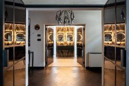 Luxury City Centre Oasis ~ Lux Spa Bath ~ Romantic - image 8