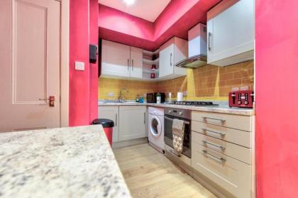 Edinburgh Central Ground Floor Apartment - image 10