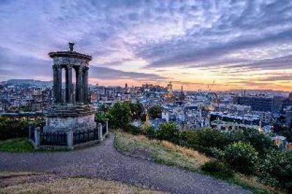 Stylish Penthouse Suite Edinburgh