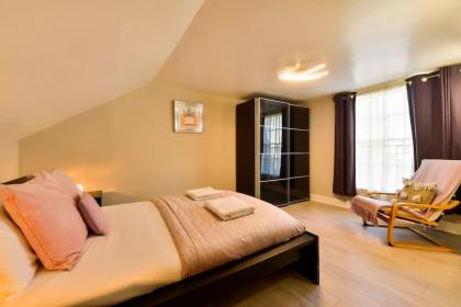 George IV Bridge - Superbly located 3 bedroom! - image 18
