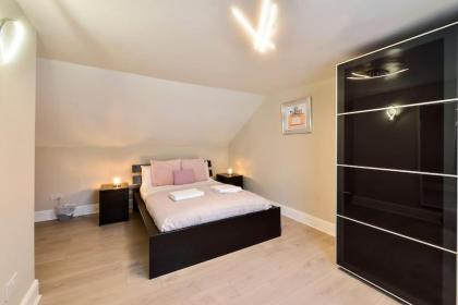 George IV Bridge - Superbly located 3 bedroom! - image 29