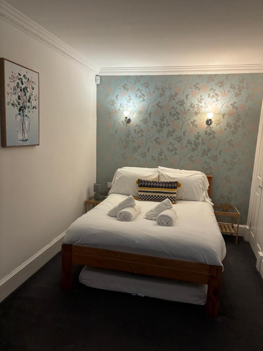 The Well Court Residence - image 7