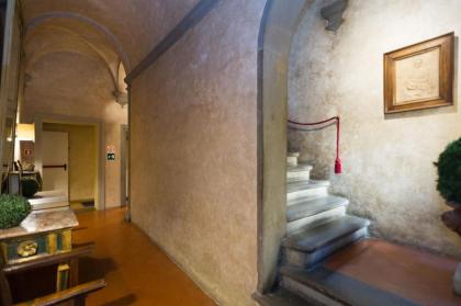 Loggiato Dei Serviti - image 19