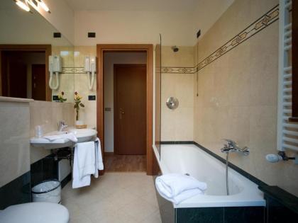 Hotel Golf - image 16