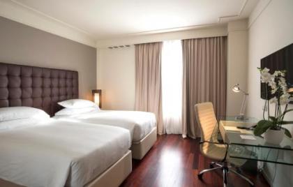 Hilton Florence Metropole - image 9