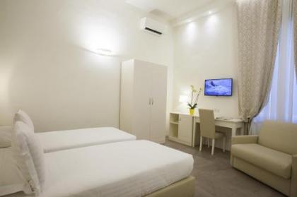 Hotel Accademia - image 16