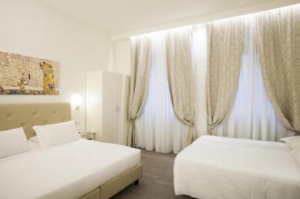 Hotel Accademia - image 2