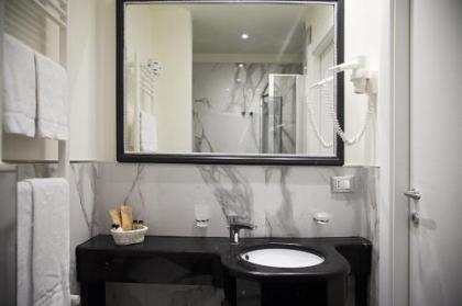 Hotel Accademia - image 3