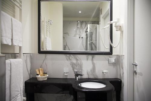 Hotel Accademia - image 3