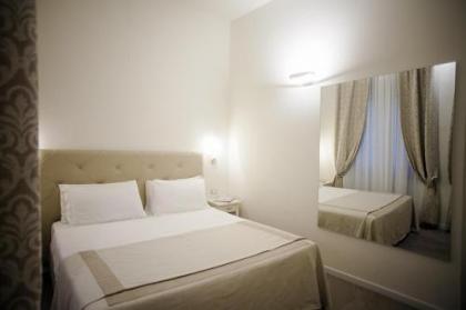 Hotel Accademia - image 7