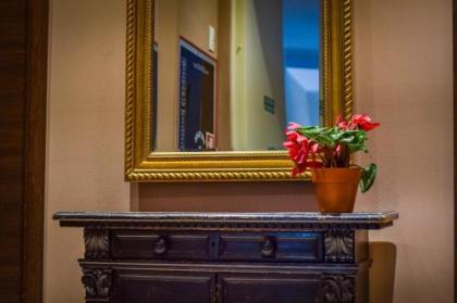 Hotel Medici - image 9