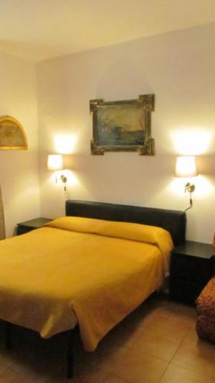 Althea Rooms - image 1
