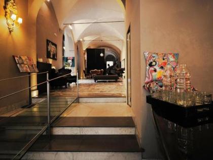 Borghese Palace Art Hotel - image 19