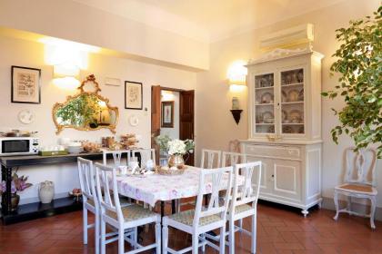 Relais Cavalcanti Guest House - image 14