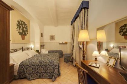 Hotel Camilla Guelfa - image 2