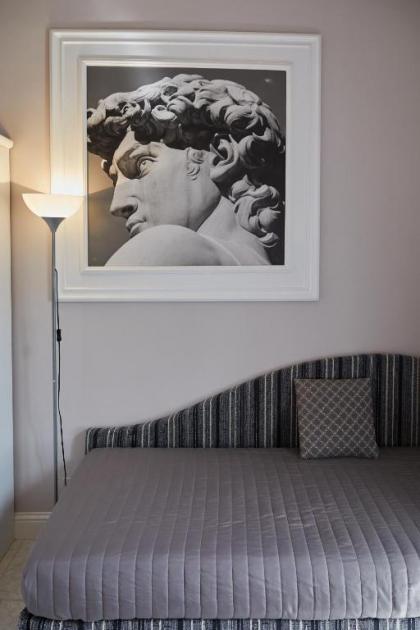 Leone X Guest House - image 5