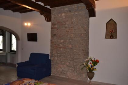 Visit Florentia Apartment - image 11