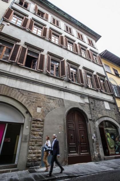 Soprarno Suites - image 18
