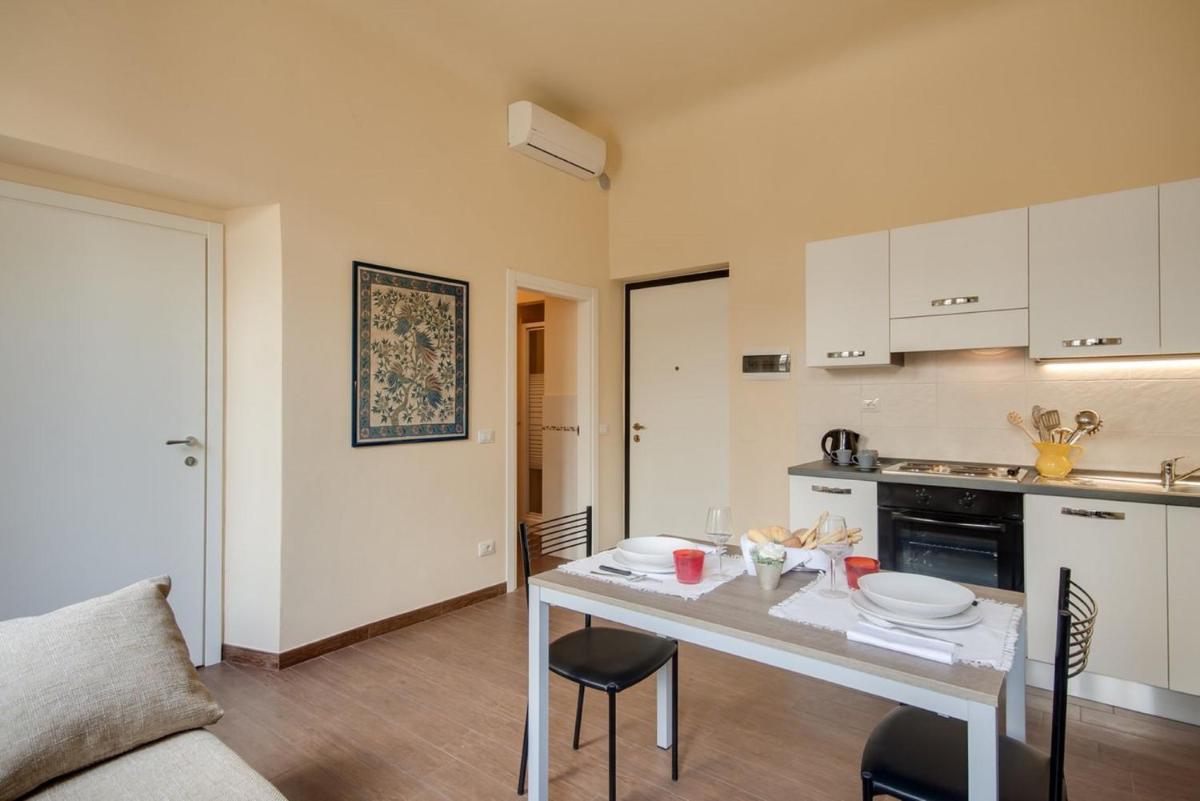 Apartments Florence - Leonardo - image 7