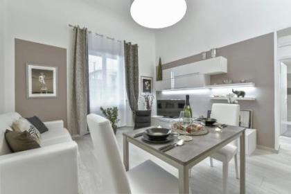 Accademia Apartment - image 12