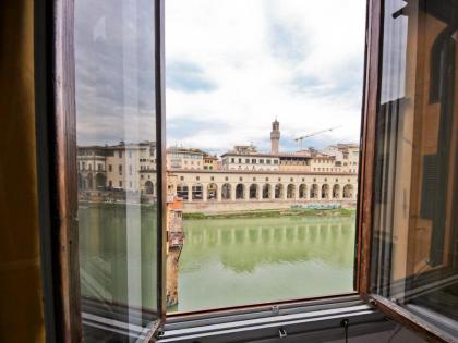 Ponte Vecchio Unique - image 2