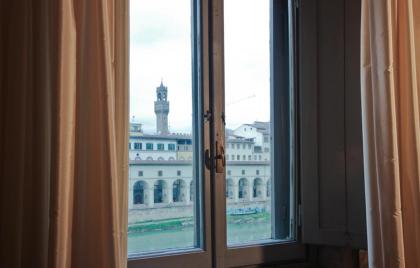 Ponte Vecchio Unique - image 4