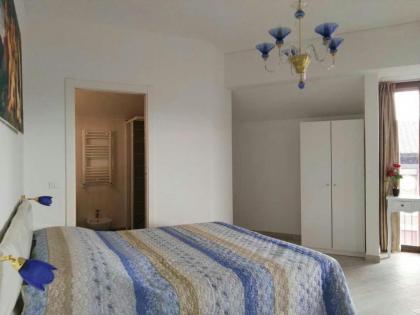 Nancy House - image 4