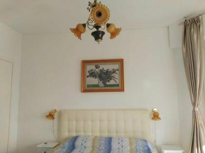 Nancy House - image 7