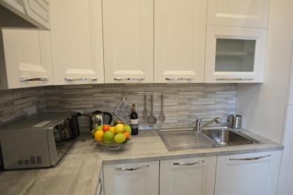 Colonna Terrace Apartment - image 14