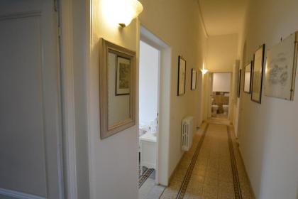 Colonna Terrace Apartment - image 17