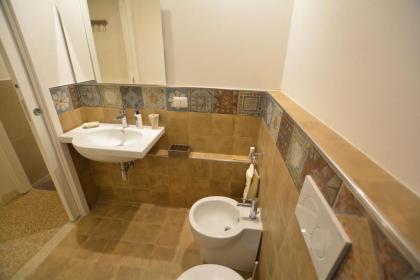 Colonna Terrace Apartment - image 2