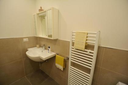 Colonna Terrace Apartment - image 20