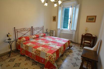 Colonna Terrace Apartment - image 5