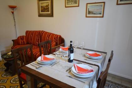 Colonna Terrace Apartment - image 8