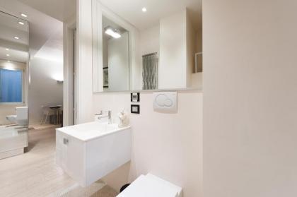 PRESTIGE Apartment - hosted by Sweetstay - image 16
