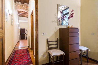 Florence Ariento Romantic Apartment - image 24