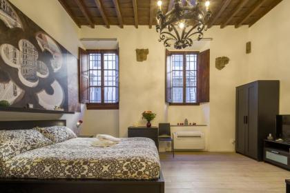 Capponi Suite - image 20