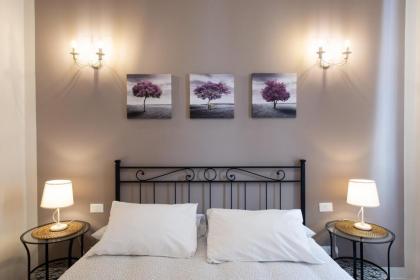 Lucia's home - image 6