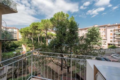 Modern Flat Alberti Arno River Lift & Terraces - image 24