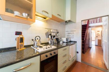 David Museum 6 sleeps apartment - image 18