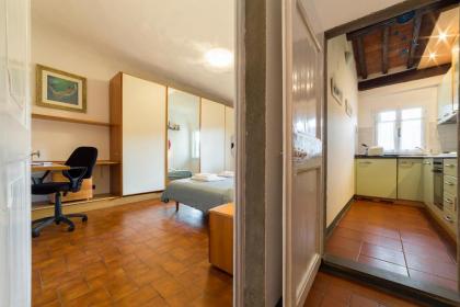 David Museum 6 sleeps apartment - image 3