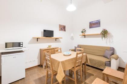 Le Grazie Apartments In Superb Location - image 6