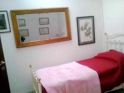 One bedroom appartement with wifi at Firenze - image 17