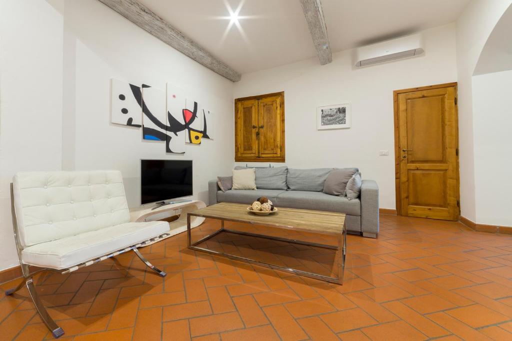 Santa Maria Novella 6 sleeps near the central station - image 4