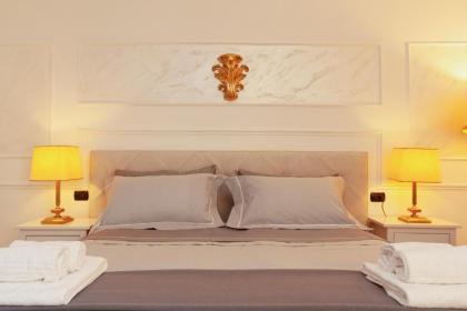 Ponte Vecchio Luxury Penthouse - image 12