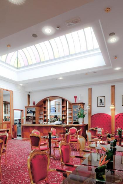 Golden Tower Hotel & Spa
