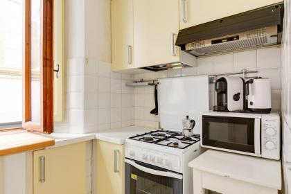 Parioncino Central and Cozy Apartment - image 9