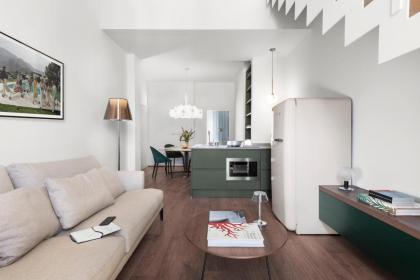 Cavour Deluxe - image 1