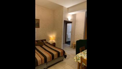 Studio for three people - image 27