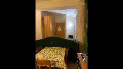 Studio for three people - image 28